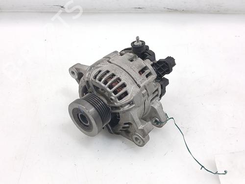 Used Alternator Alternator TOYOTA YARIS (_P9_) 1.4 D-4D (NLP90_, NLP90R) (90 hp) 35723944 35723944