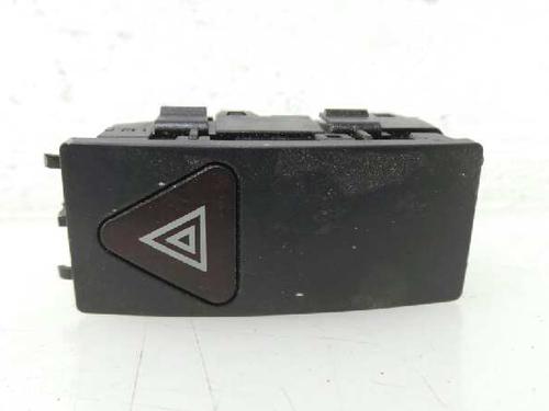 Used Warning switch MERCEDES-BENZ E-CLASS T-Model (S212) E 200 CDI / BlueTEC (212.205, 212.206) (136 hp) 3671116