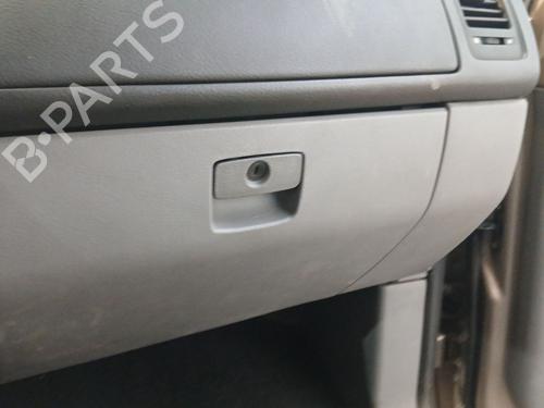 Used Glove box Glove box 39526191 39526191