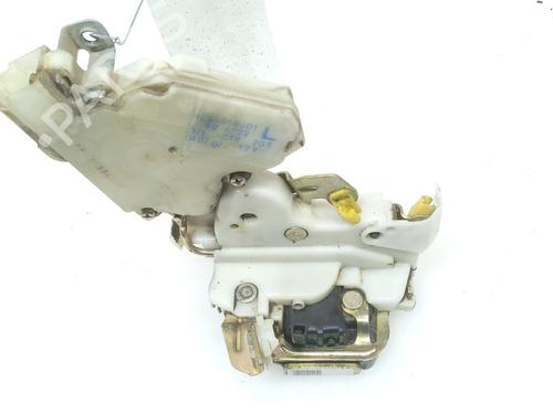 Serrure arrière gauche NISSAN TERRANO II (R20) 2.7 TDi 4WD (125 hp) 21086985