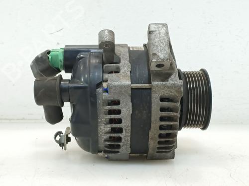 Used Alternator HONDA CR-V II (RD_) 2.2 CTDi (RD9) (140 hp) 30485705
