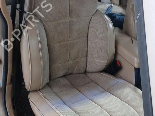 Stol høyre foran Stol høyre foran JEEP CHEROKEE (XJ) 2.1 TD (87 hp) 34276139 34276139