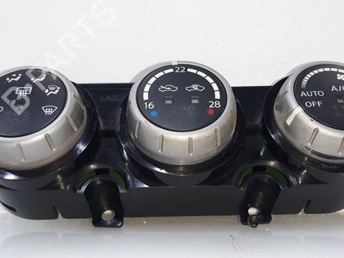 Used Climate control NISSAN MURANO I (Z50) 3.5 4x4 (245 hp) 16577897