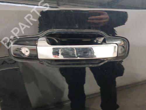 Used Front right exterior door handle Front right exterior door handle 37031005 37031005