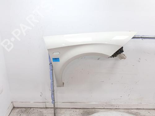 Used Right front fenders Right front fenders 36663589 36663589
