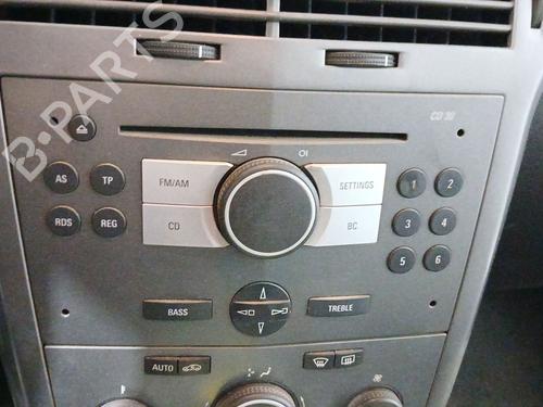 Bilradio OPEL ASTRA H Estate (A04) 1.9 CDTI (L35) (120 hp) 27541195