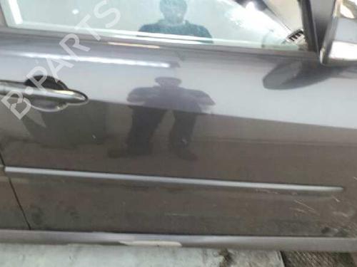 Used Right front door RENAULT LAGUNA III Grandtour (KT0/1) 2.0 dCi (KT07, KT0J, KT14, KT1A, KT1S) (131 hp) 4656116