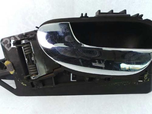 Used Front left interior door handle PEUGEOT 307 CC (3B) 2.0 HDi 135 (136 hp) 3208998