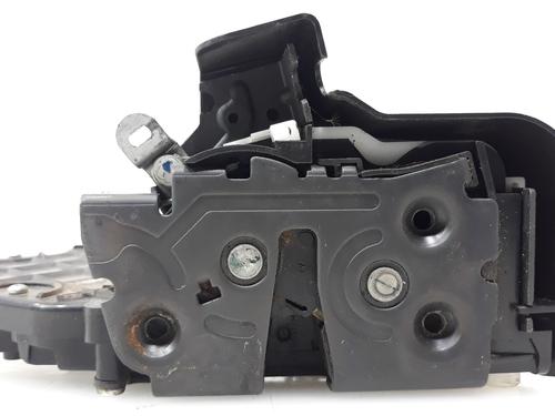 Used Rear left lock VOLVO V50 (545) 2.0 D (136 hp) 17946882