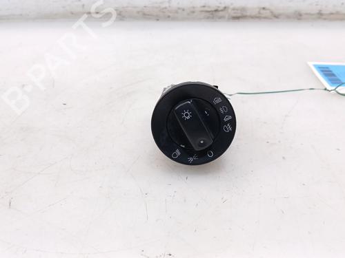 Used Headlight switch Headlight switch 38717640 38717640
