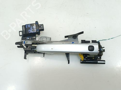 front-left-exterior-door-handle-subaru-forester-sh_-2007-32210704 main image