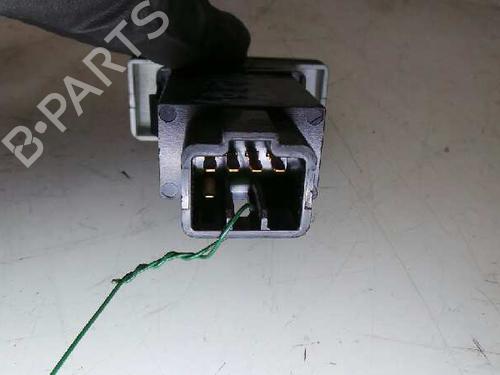 Switch KIA RIO I Hatchback (DC) 1.5 16V | BP2428810I30 