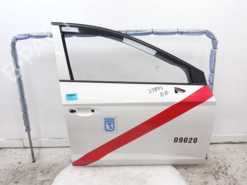 Used Right front door SEAT LEON (5F1) 1.5 TGi (131 hp) 31832153