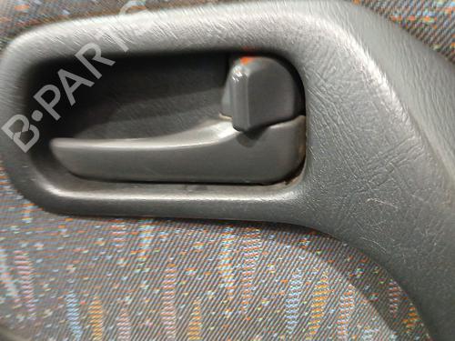 front-right-interior-door-handle-nissan-primera-hatchback-p11-1996-1997-1998-1999-2000-2001-2002-32289401 main image
