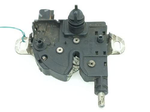 Used Hood lock FORD KUGA I 2.0 TDCi (140 hp) 25131772