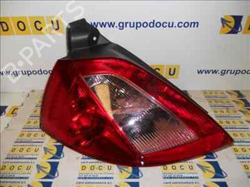 Used Left taillight RENAULT MEGANE II (BM0/1_, CM0/1_) [2001-2012]  70584