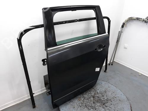Left rear door PEUGEOT 5008 (0U_, 0E_) 1.6 HDi | BP13570576C4