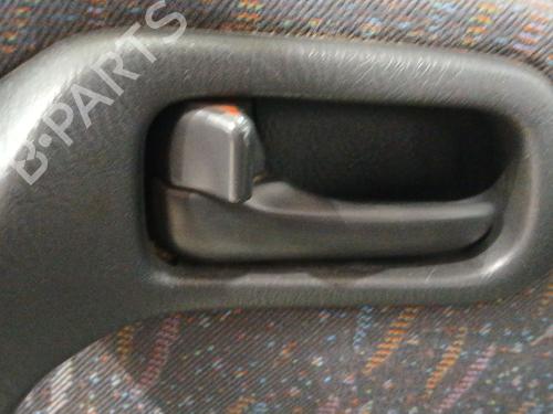 Used Front left interior door handle NISSAN PRIMERA Hatchback (P11) 2.0 TD (90 hp) 32289402