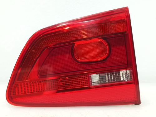 Right tailgate light VW TOURAN (1T3) 1.6 TDI | BP31015962C80