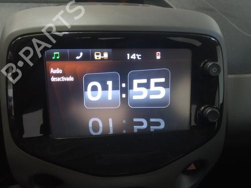 Used Display monitor PEUGEOT 108 1.0 VTi (69 hp) 18483238