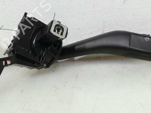 Used Steering column stalk SEAT LEON (1P1) 1.9 TDI (105 hp) 2263237
