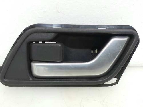 Used Front left interior door handle LAND ROVER RANGE ROVER SPORT I (L320) 2.7 D 4x4 (190 hp) 3672311