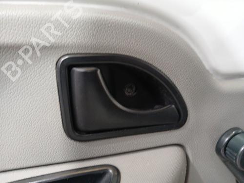 Used Front left interior door handle RENAULT KANGOO (KC0/1_) 1.5 dCi (KC08, KC09) (82 hp) 24364394