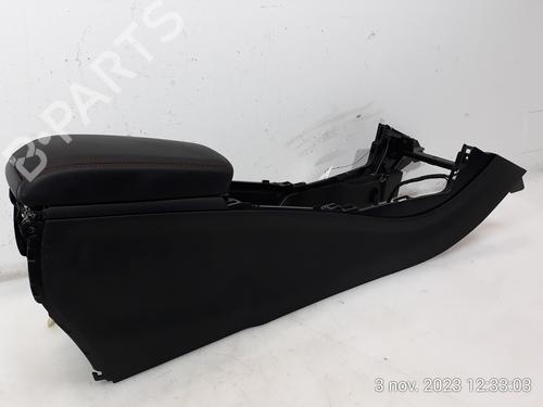 Armrest / Center console MERCEDES-BENZ GLA-CLASS (X156) GLA 200 CDI / d (156.908) | BP15846214I20 