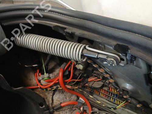 Used Tailgate lift support Tailgate lift support 39071354 39071354