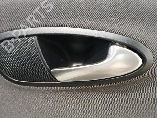 Poignée intérieure arrière droite SEAT LEON (1P1) 1.6 TDI (105 hp) 27720061