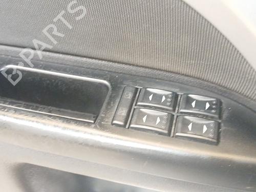 Used Left front window switch Left front window switch 39143995 39143995