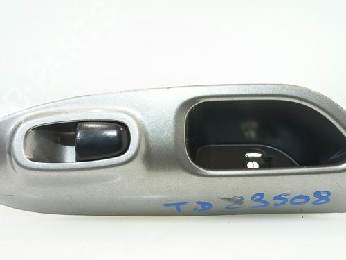 Used Right rear window switch NISSAN JUKE (F15) 1.2 DIG-T (115 hp) 26657853
