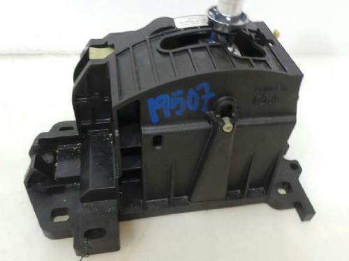 Gear lever LAND ROVER RANGE ROVER SPORT I (L320) 2.7 D 4x4 | BP7423602M90 