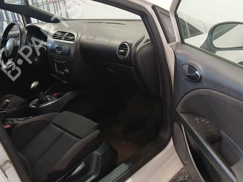 Front left interior door handle SEAT LEON (1P1) 2.0 TFSI | BP36643783I13 - Image 11