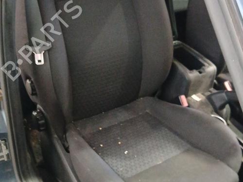 Sæde højre fortil Sæde højre fortil FORD MONDEO III Turnier (BWY) 2.0 TDCi (130 hp) 34440137 34440137