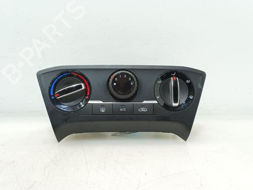 Used Climate control HYUNDAI i20 II (GB, IB) 1.0 T-GDI (101 hp) 31944940