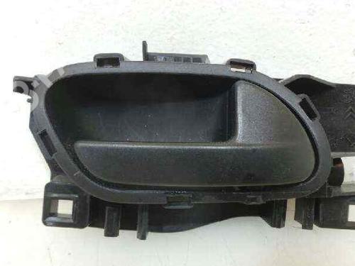 Used Front right interior door handle Front right interior door handle CITROËN C3 II (SC_) 1.0 VTi 68 (68 hp) 5650335 5650335