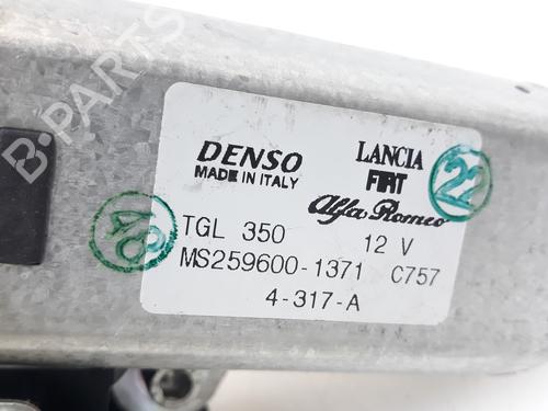 Rear wiper motor FIAT 500 (312_) 1.2 (312AXA1A) | BP18843232M102 