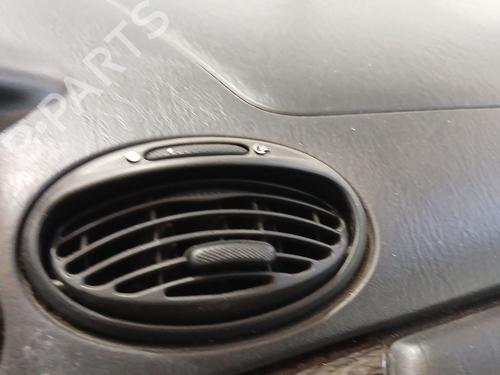 Used Air vent FORD FOCUS I Saloon (DFW) [1999-2009]  28420901