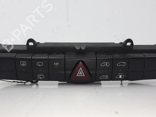 Used Warning switch MERCEDES-BENZ VITO / MIXTO Van (W639) [2003-2025]  16747487