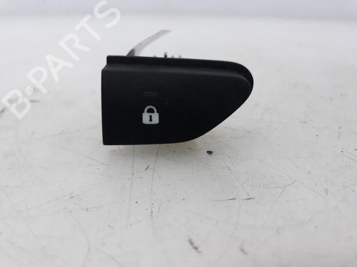Used Switch RENAULT CAPTUR I (J5_, H5_) [2013-2025]  10117880