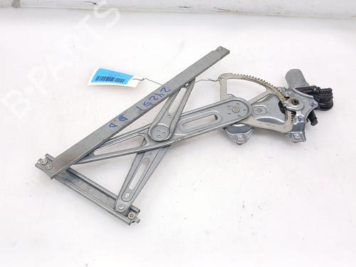 Used Front right window mechanism Front right window mechanism TOYOTA YARIS (_P9_) 1.4 D-4D (NLP90_, NLP90R) (90 hp) 35723945 35723945