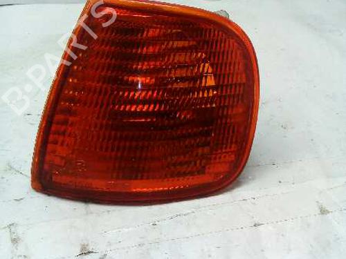 Used Left front indicator VW POLO III (6N1) [1994-1999]  1322820