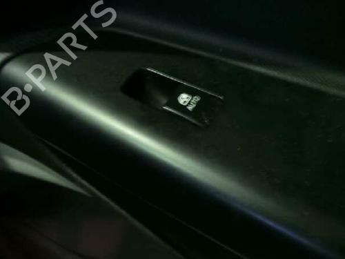 Used Right front window switch KIA CEE'D Hatchback (ED) [2006-2012]  2589960