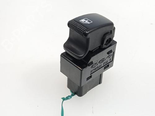 Left rear window switch KIA SPORTAGE II (JE_, KM_) 2.0 i 16V | BP24627683I29 