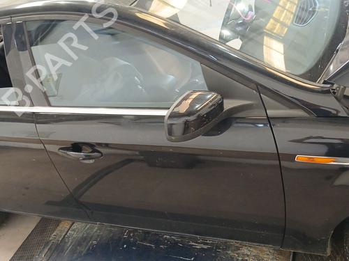 Used Right front door Right front door 38956412 38956412