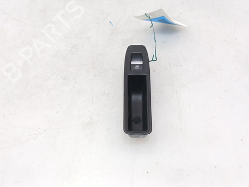 Used Left rear window switch Left rear window switch RENAULT CLIO V (B7_) 1.6 E-TECH 140 (B7MU) (140 hp) 40020857 40020857