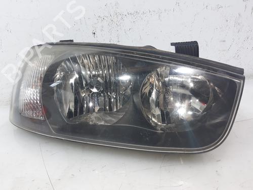 Right headlight HYUNDAI ELANTRA III (XD) 2.0 CRDi | BP8676219C29 