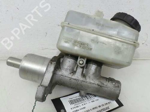 Used Brake master cylinder MERCEDES-BENZ B-CLASS Sports Tourer (W245) B 180 CDI (245.207) (109 hp) 3136726
