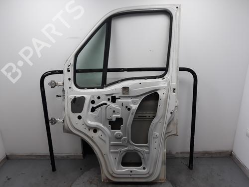 Right front door NISSAN INTERSTAR Van (X70) dCi 120 | BP8417802C3 